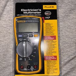 FLUKE Digital Multimeter: CAT III 600V, TRMS, 600 V Max AC Volt Measurement, 6,000, LCD, FLUKE-117