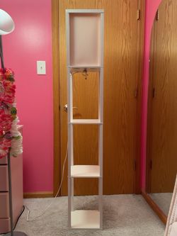 White Floor Lamp With Display Shelves – Oak Forest