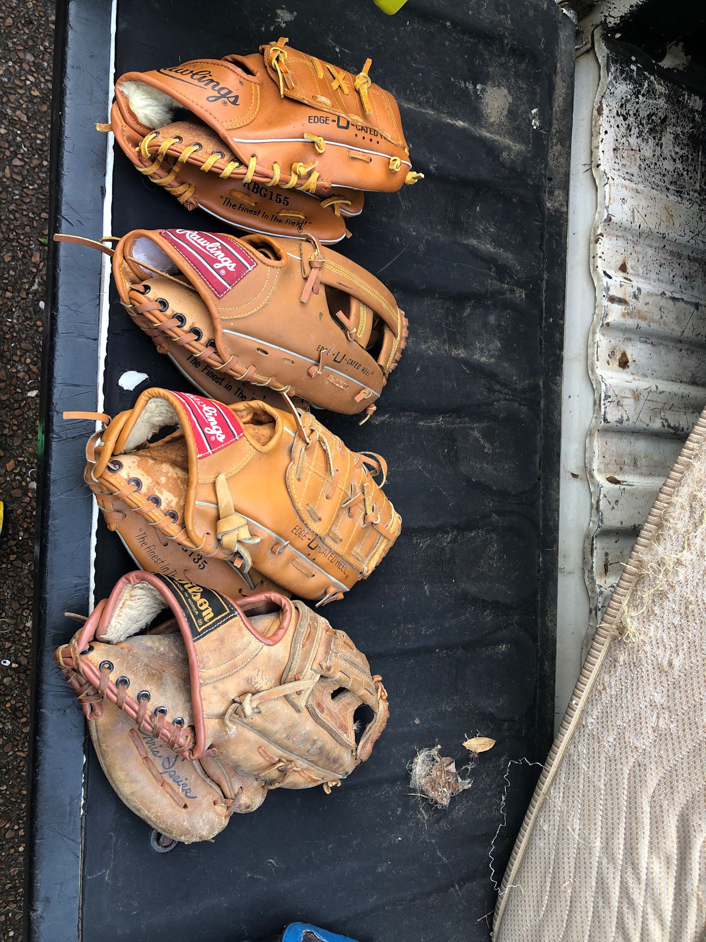 Baseball gloves 10”-11” $20 for all 4 or $5/each