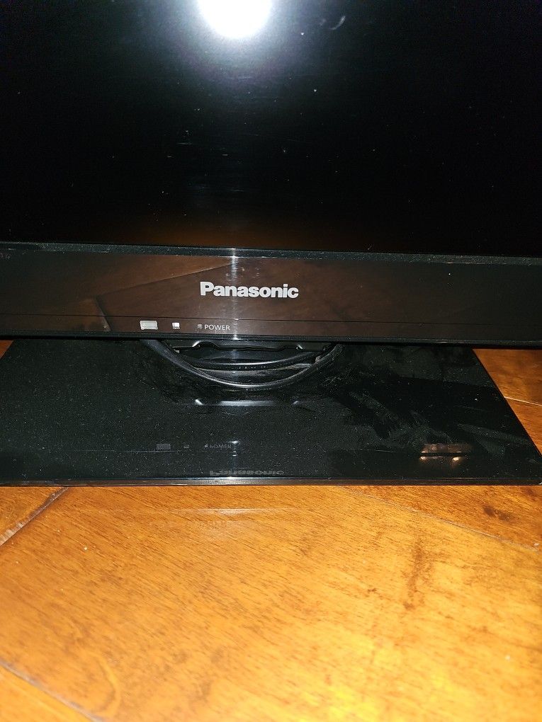 Panasonic LCD TV TC-L32C3 Television 32" ACL