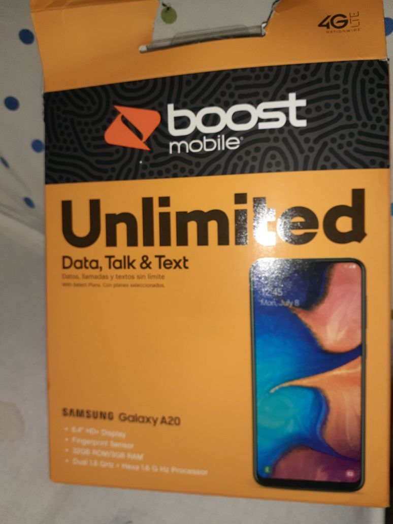 Samsung galaxy A20 cell phone