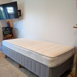 Narrow twin bed frame and mattress
