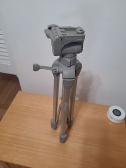 Sunpak PlatinumPlus 5800D aluminum tripod.