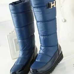 Women's fashion boots