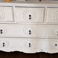 Beautiful Dresser For Sale 