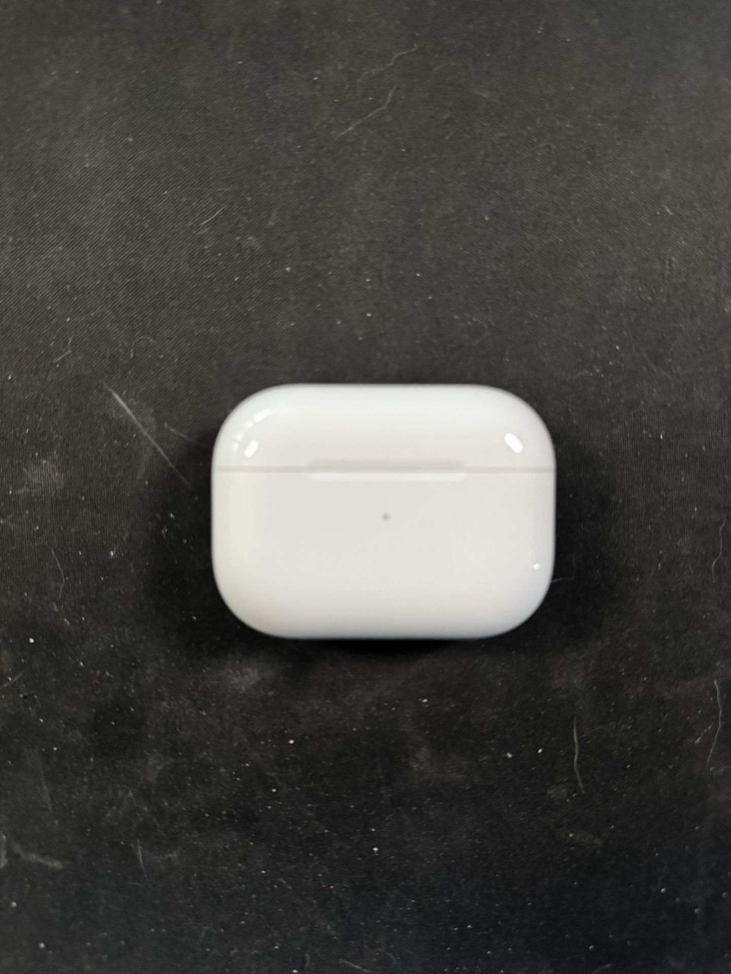 Apple AirPods Pro (1st Generation) with Charging Case – Great Condition