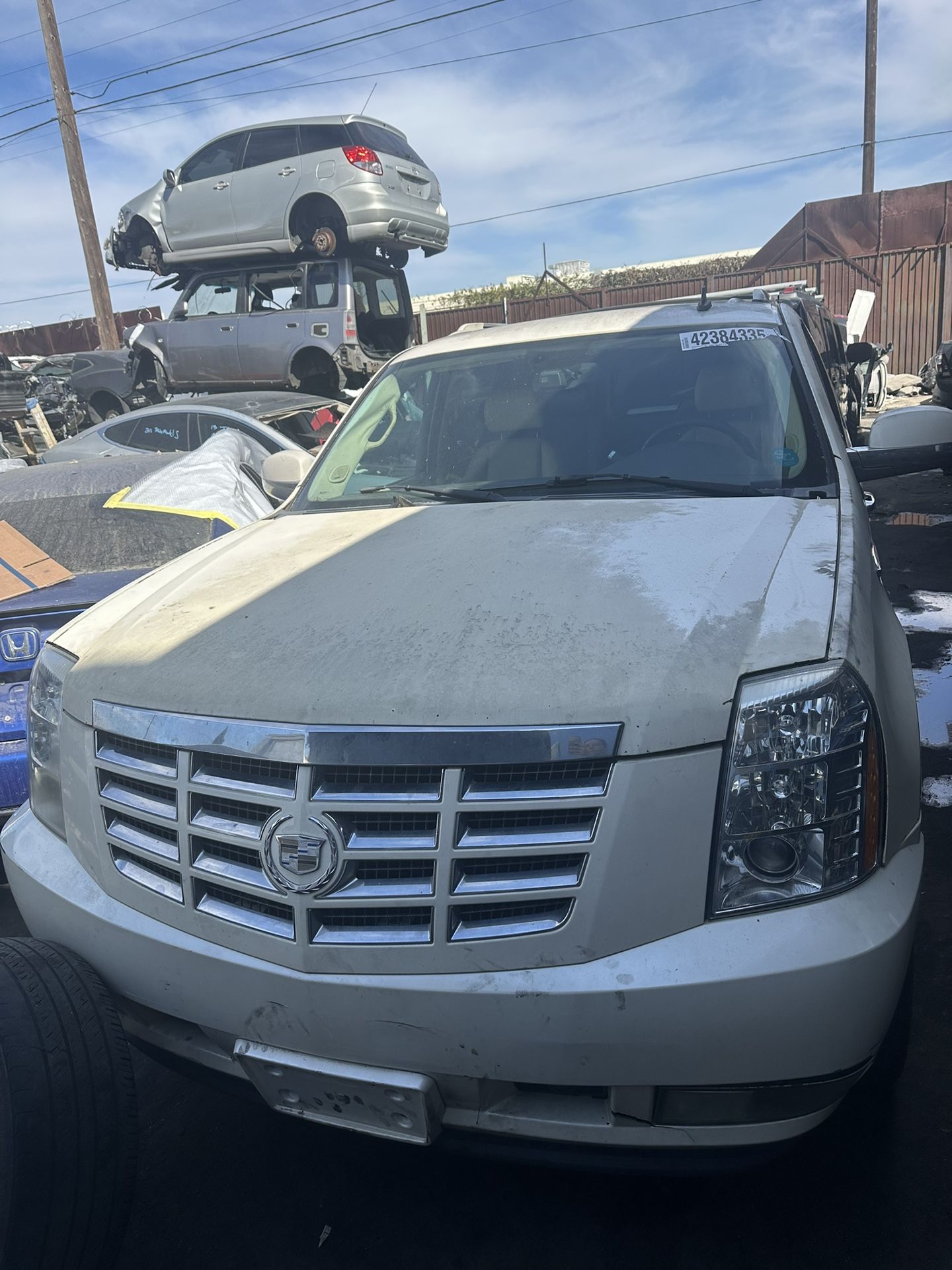2007 Cadillac Escalade(Parting Out)