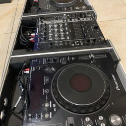 EQUIPO PARA DJ