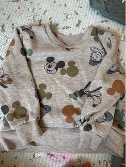 Mickey Mouse sweater