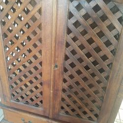 ANTIQUE MAHOGANY. CABINET