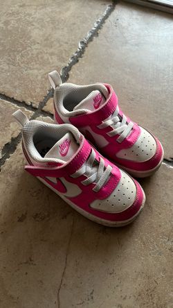 Nike little girl shoes