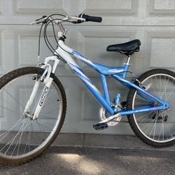 (Size S) Women’s Comfort Commuter bike