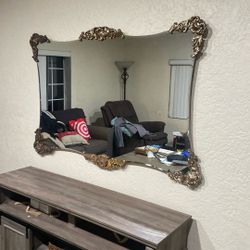 Gorgeous Classic  Wall Mirror Hard To Find Beautiful Style Clean  Match With Everything Size  58” X38”