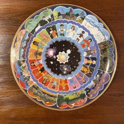 UNICEF Plate Collectors “ The Earth Is But One Country “ First Edition 1980’s