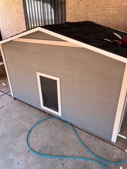 DOG HOUSE (BUILD TO ORDER)
