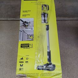 STICK VACUUM RYOBI 18V BATTERY AND CHARGER INCLUDED 