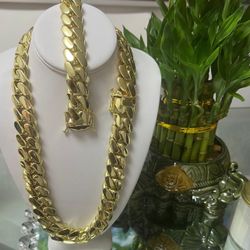 20mm | 22mm Miami Cuban Link 18 & 14k Gold Plated Chain & Bracelet Necklace 