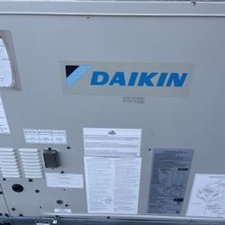 Daikin Commercial Grade Gas/electric Air Conditioner (5 UNITS)