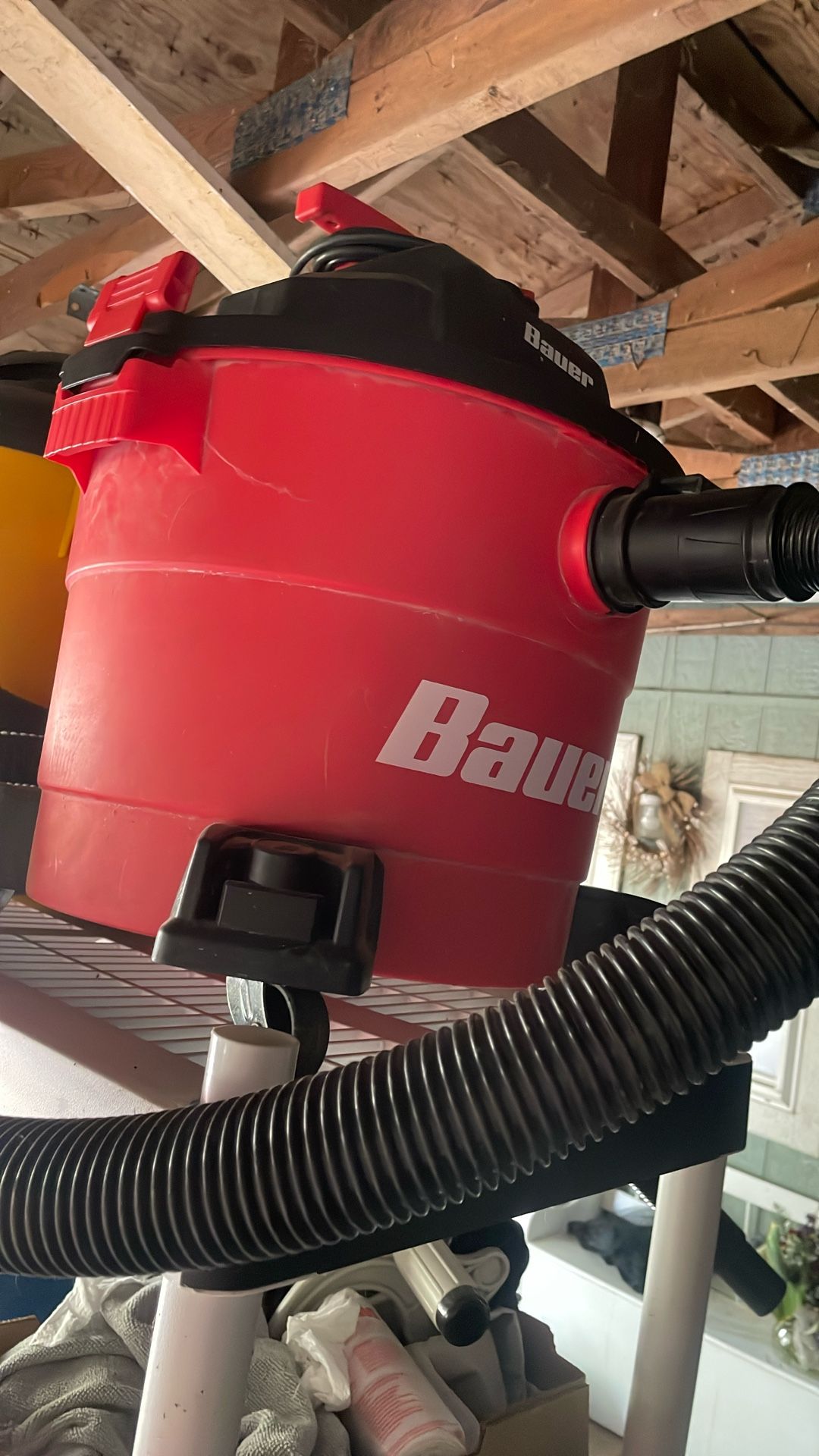 Bauer Shop Vac