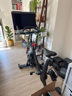 Like-New 2020 Peloton Bike Plus, ~24 Rides, San Francisco
