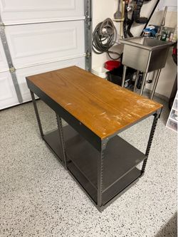 Table/Storage