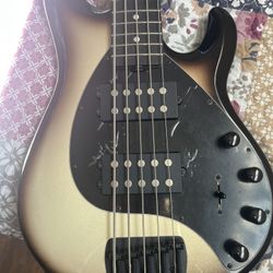 Music Man STINGRAY 5 BRULEE