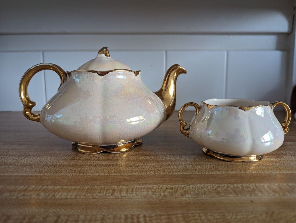 ellgreave burslem england teapot and sugar bowl
