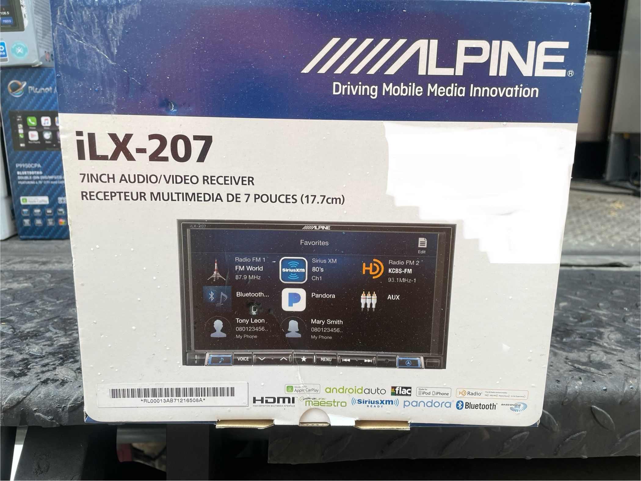 ALPINE ILX-207 7” Double Din Receiver