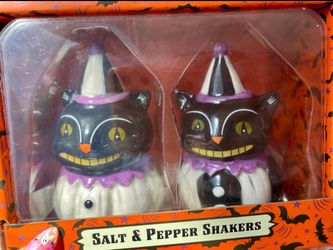Johanna Parker Retro Style Folk Art Black Cat Clown Peep Salt Pepper Shaker Set
