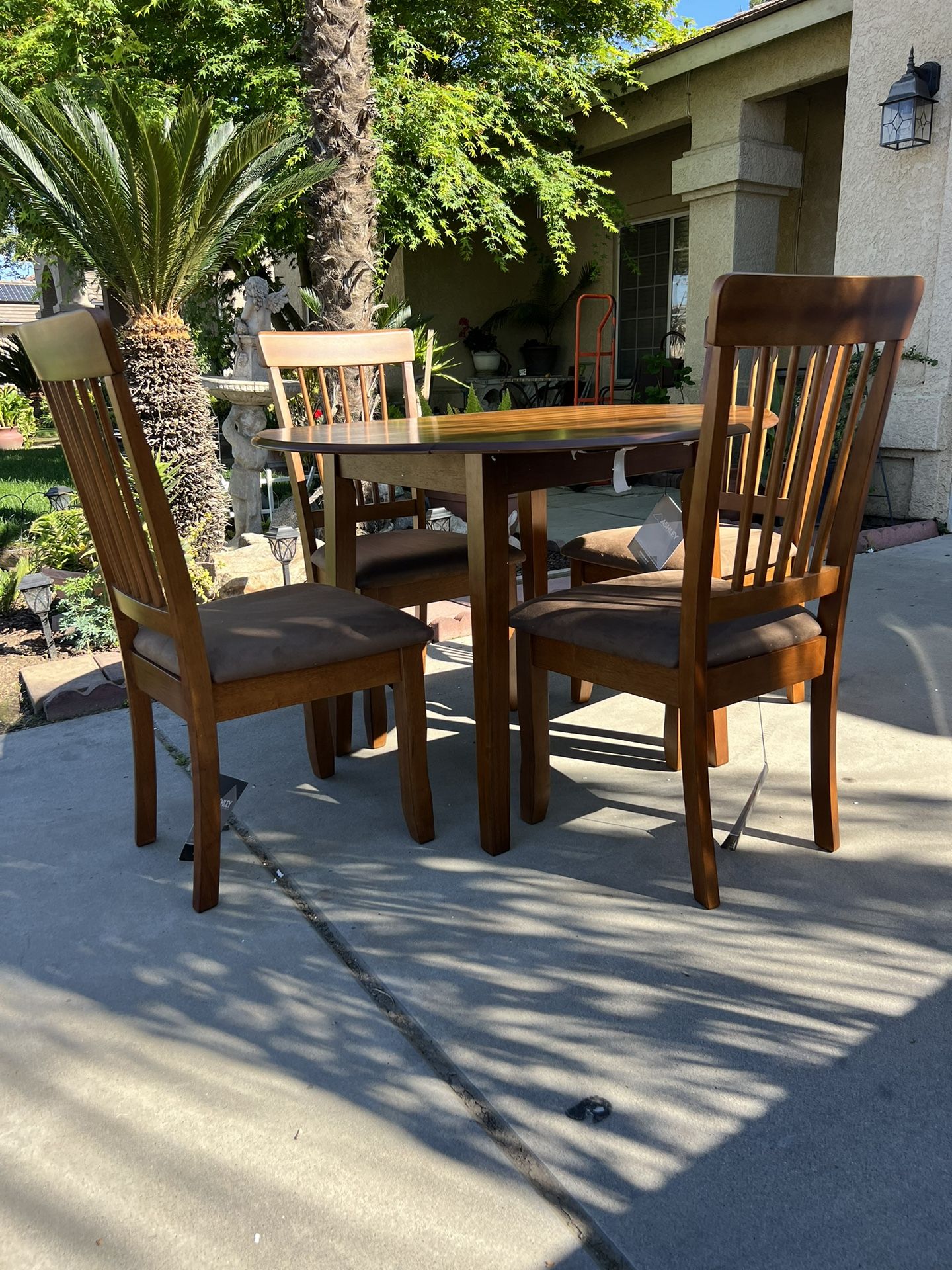 Brand New Dining Table And Chairs 