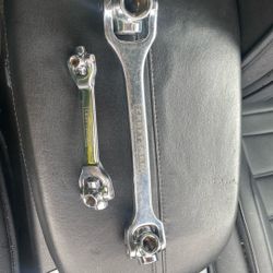 Craftsman (14277), and (35470-AB,),8-in-1 Dog Bone Wrench metric Swivel Head Socket Tools