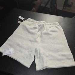 Chores essentiales y playeras    blnacos XS.S.M.L.