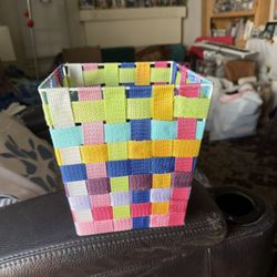 Nice Basket  In Excellent Condition  8X8