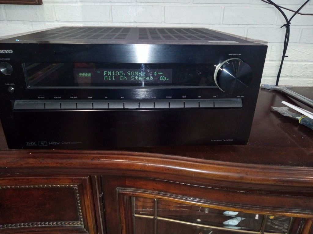 Onkyo Receiver Tx-nr 809 Top Of The Line Way Back When Energy Speakers From Klipsch Cost Over 2000 Many Moons Ago But Sounds Awesome Very Heavy