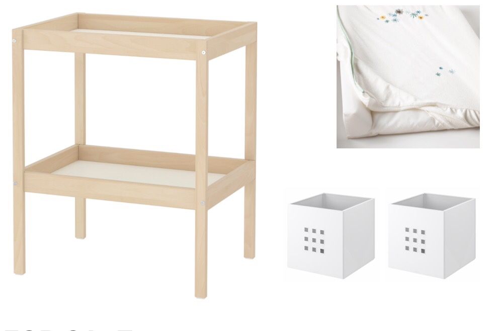 Baby changing table