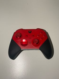 Xbox Elite Wireless Controller Series 2 Core in red