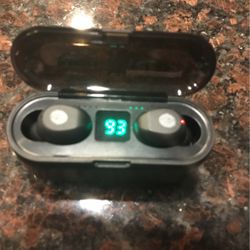 Noise-Canceling Wireless Earbuds Headphones Bluetooth 5.0 Apple/Samsung/Android