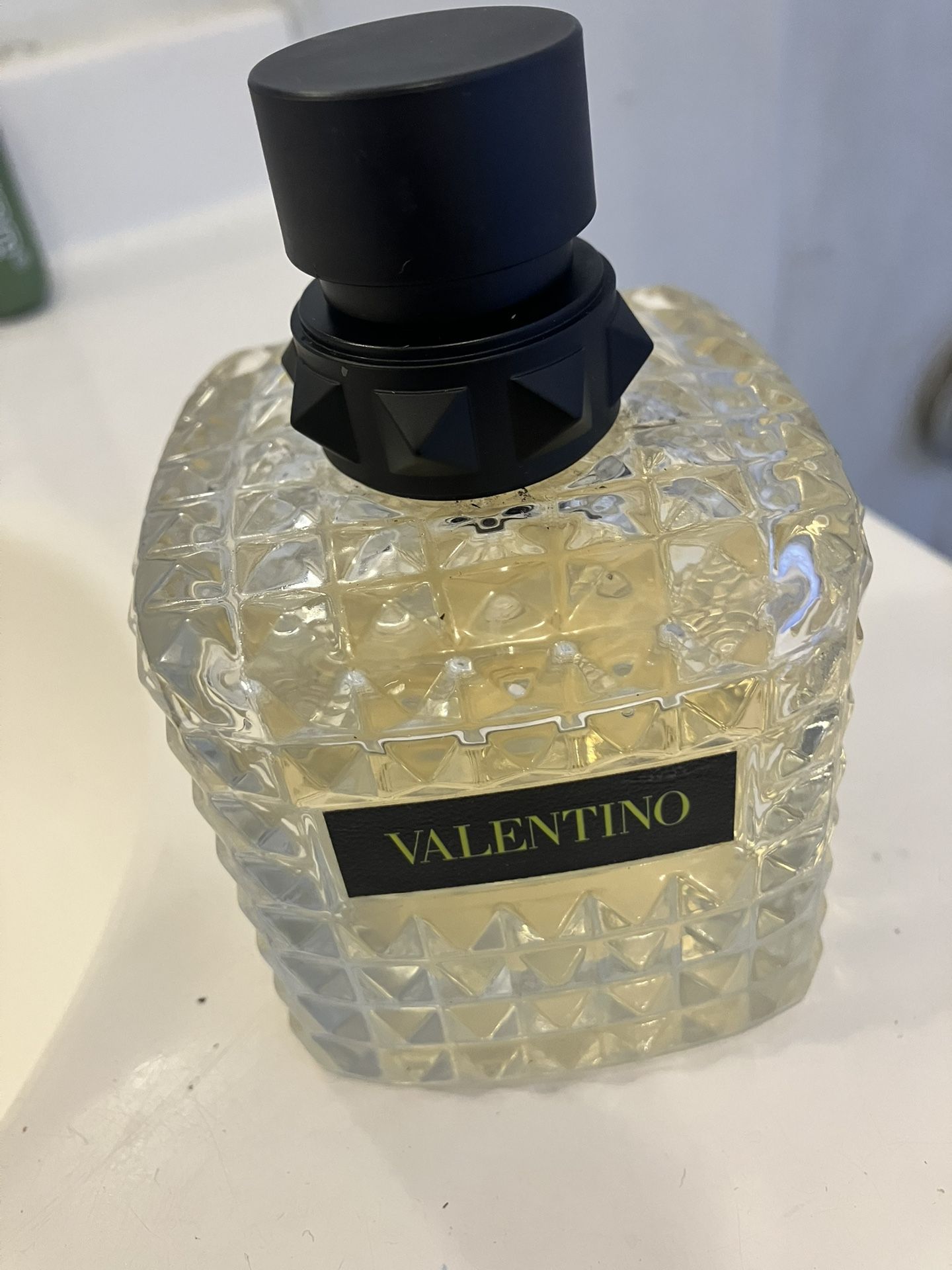 VALENTINO ‘Born In Roma, Yellow Dream’ Perfume