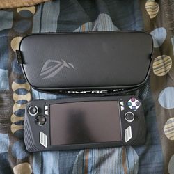 Asus ROG Ally Z1 Extreme + Screen Protector + Case + Carrying Case