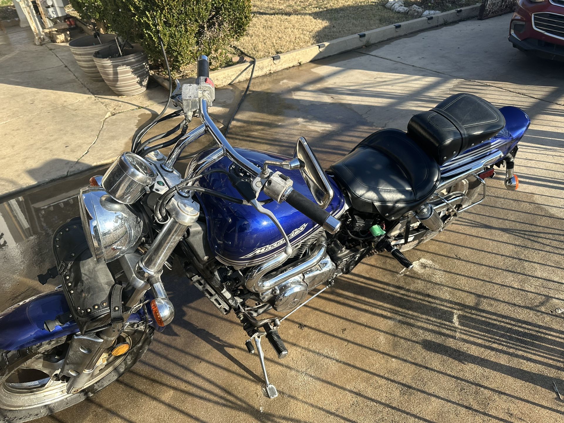 2002 Suzuki Marauder