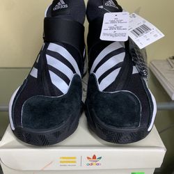 DS Adidas x Pharrell Williams 0 to 60 BOS aka Crazy BYW Hu Men’s size 8