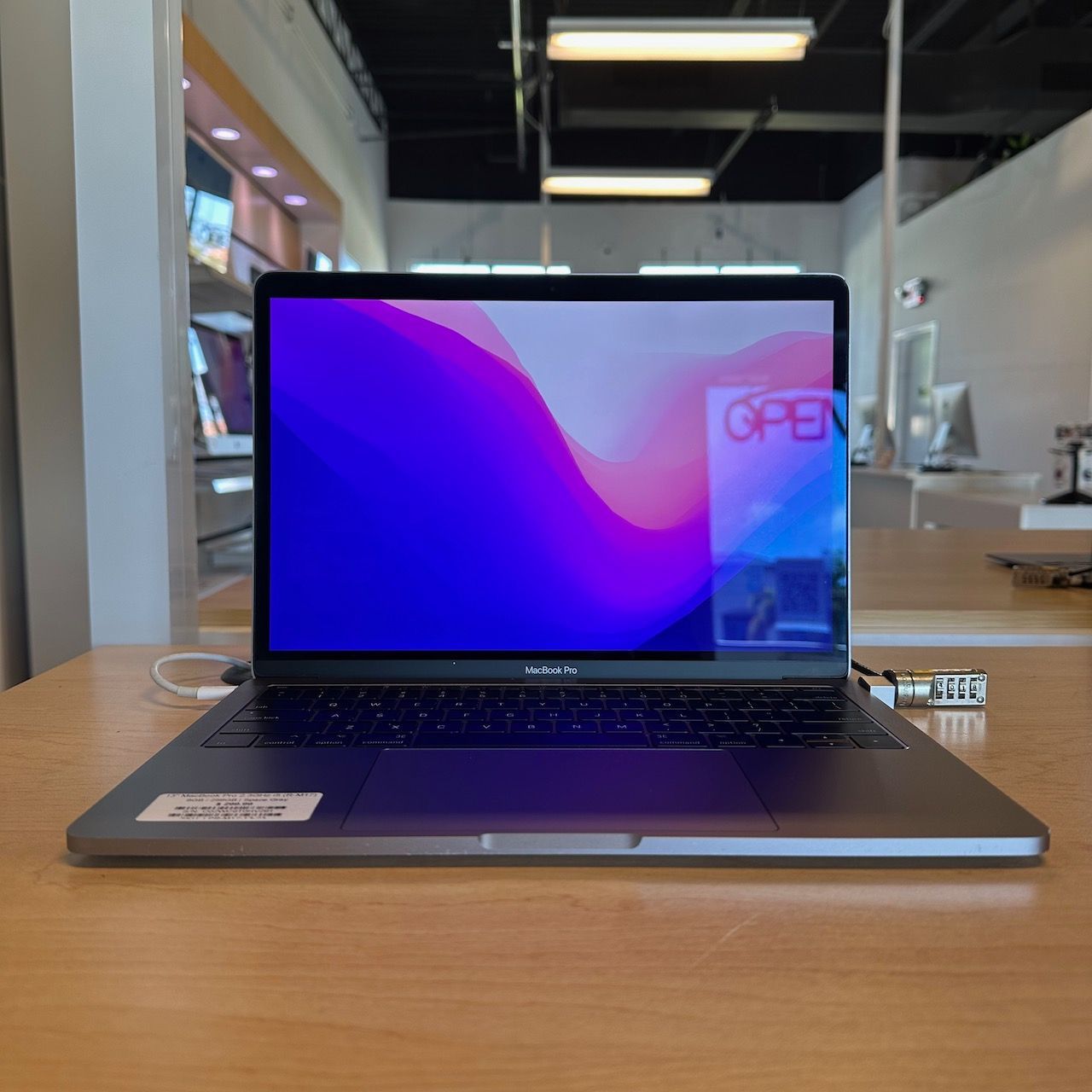 💻 13" MacBook Pro | 2.3GHz i5 | 8GB RAM | 256GB SSD | Space Gray 💻