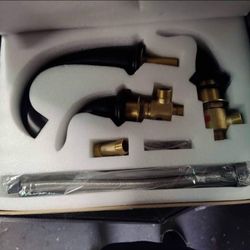 Sumerain Deck Mount Roman Bathtub Faucet In Matte Black