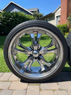5 lug nut rims & TIRES / rines & LLANTAS de 5 birlos (5x4.5) Size: 22”
