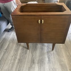 AMBERLY 36" SINGLE VANITY IN MID-CENTURY WALNUT