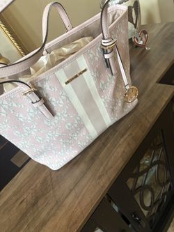 Mk purse