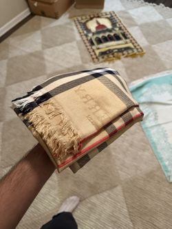 Brand New Cashmere Burberry Scarf 