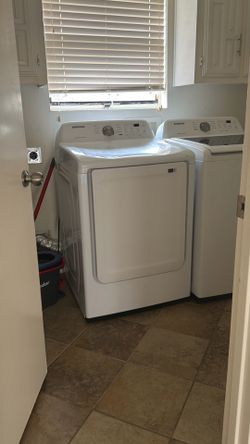 SAMSUNG GAS DRYER