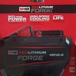 M18 Red Lithium Forge