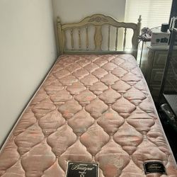 Twin Bedroom Set (Bed, Dresser, Nightstand)